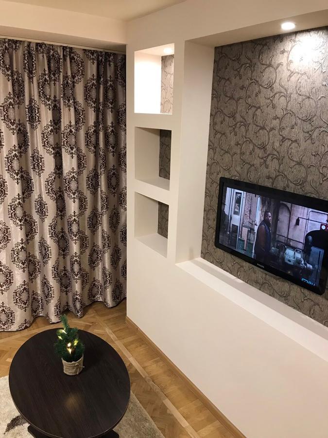 Апартаменты Квартира-студия Киев Экстерьер фото