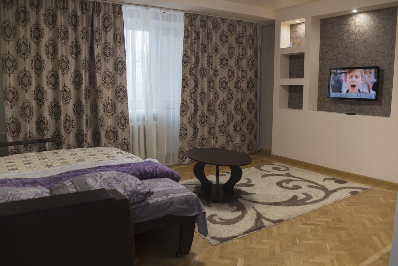Апартаменты Квартира-студия Киев Экстерьер фото